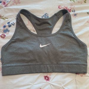 Nike Pro Sports Bra